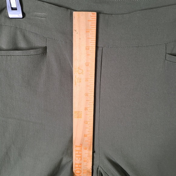 Chicos Pants Womens 0.5 (US 6R) Olive Green Ponte Ankle Pull On Stretch - Picture 6 of 11